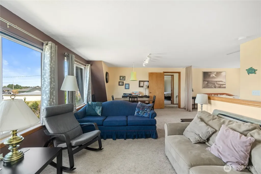21 Mccullough Road Copalis Beach WA 98535