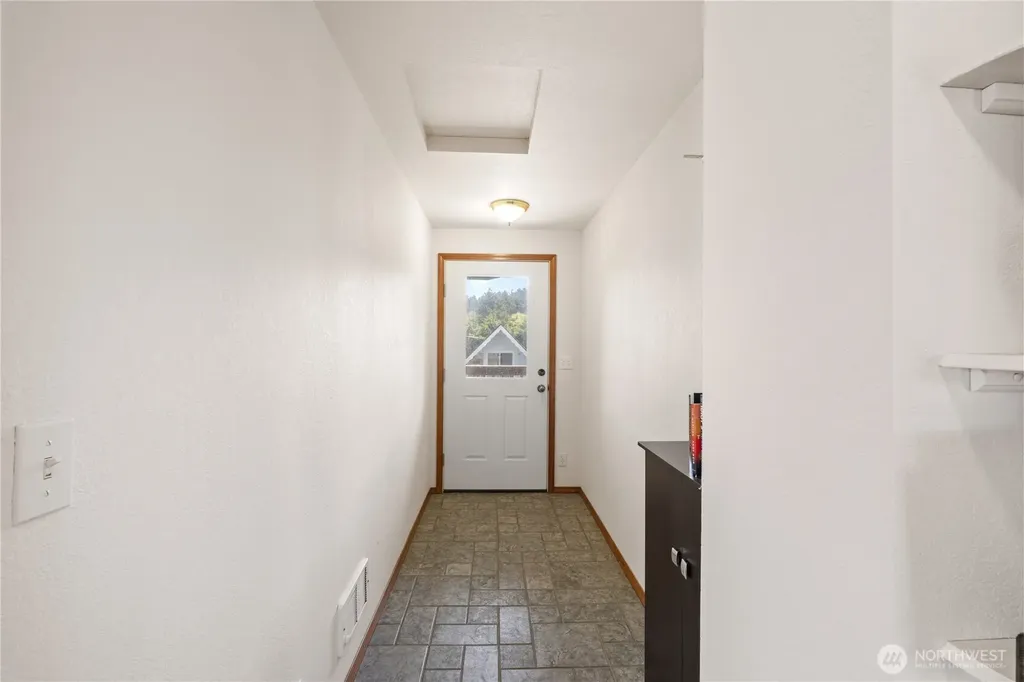 21 Mccullough Road Copalis Beach WA 98535