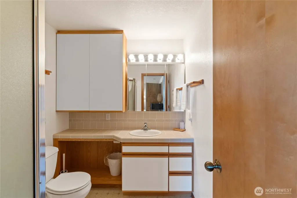 21 Mccullough Road Copalis Beach WA 98535