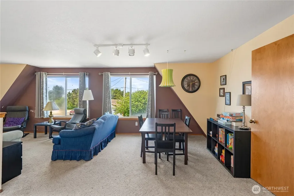 21 Mccullough Road Copalis Beach WA 98535