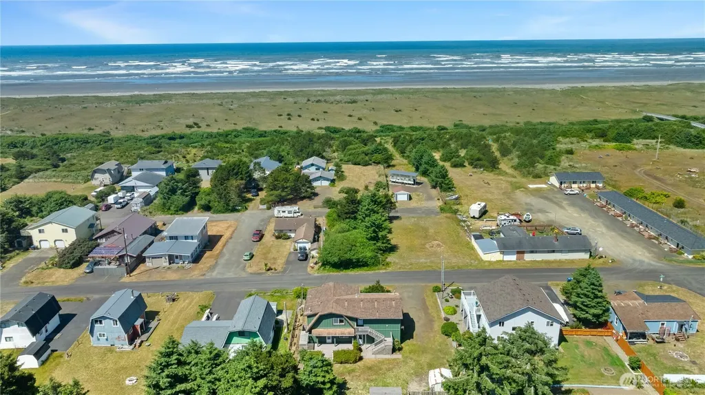 21 Mccullough Road Copalis Beach WA 98535