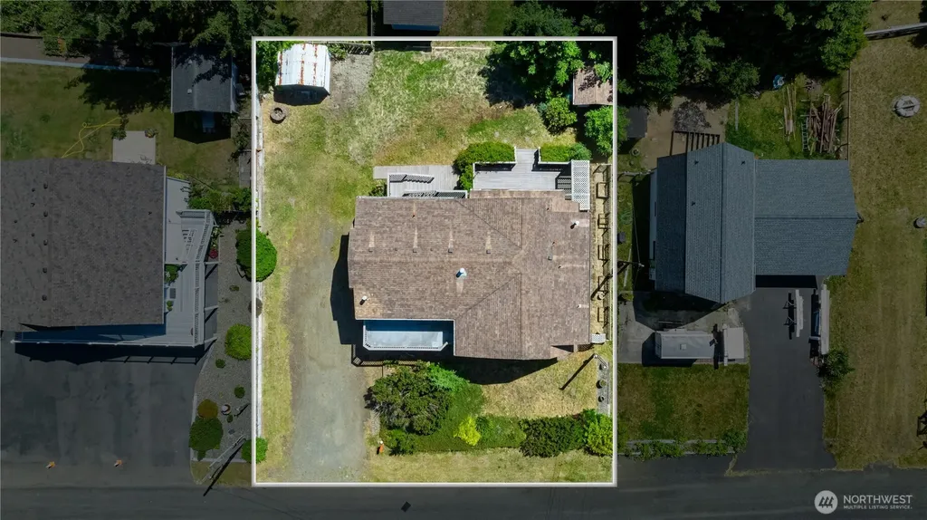 21 Mccullough Road Copalis Beach WA 98535