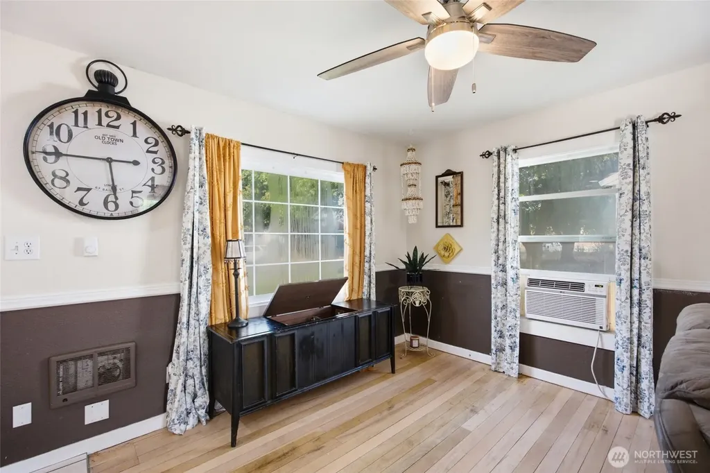 346 7th Ave SW Ephrata WA 98823