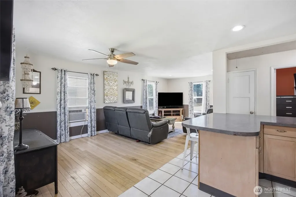 346 7th Ave SW Ephrata WA 98823