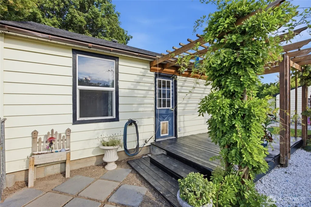 346 7th Ave SW Ephrata WA 98823