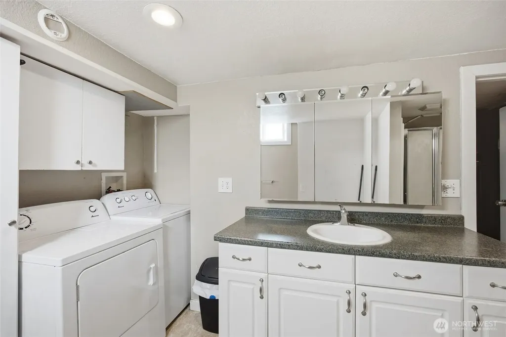 346 7th Ave SW Ephrata WA 98823