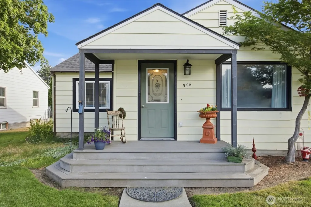 346 7th Ave SW Ephrata WA 98823
