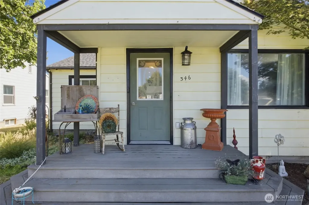 346 7th Ave SW Ephrata WA 98823