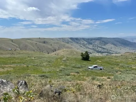 1 Alta Vista Way Orondo WA 98816