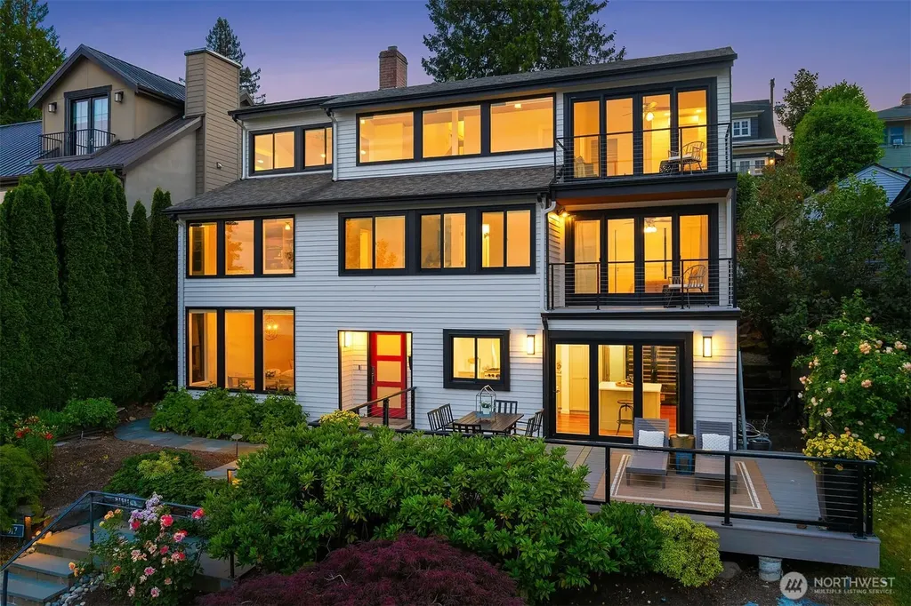 917 Lake Washington Boulevard S Seattle WA 98144