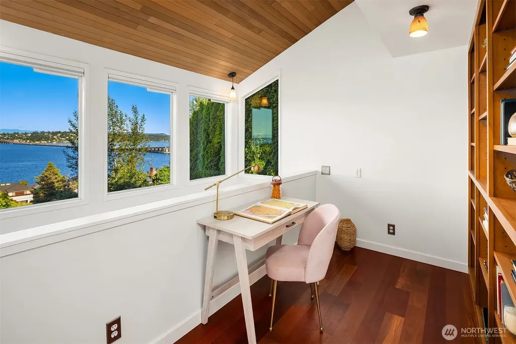 917 Lake Washington Boulevard S Seattle WA 98144