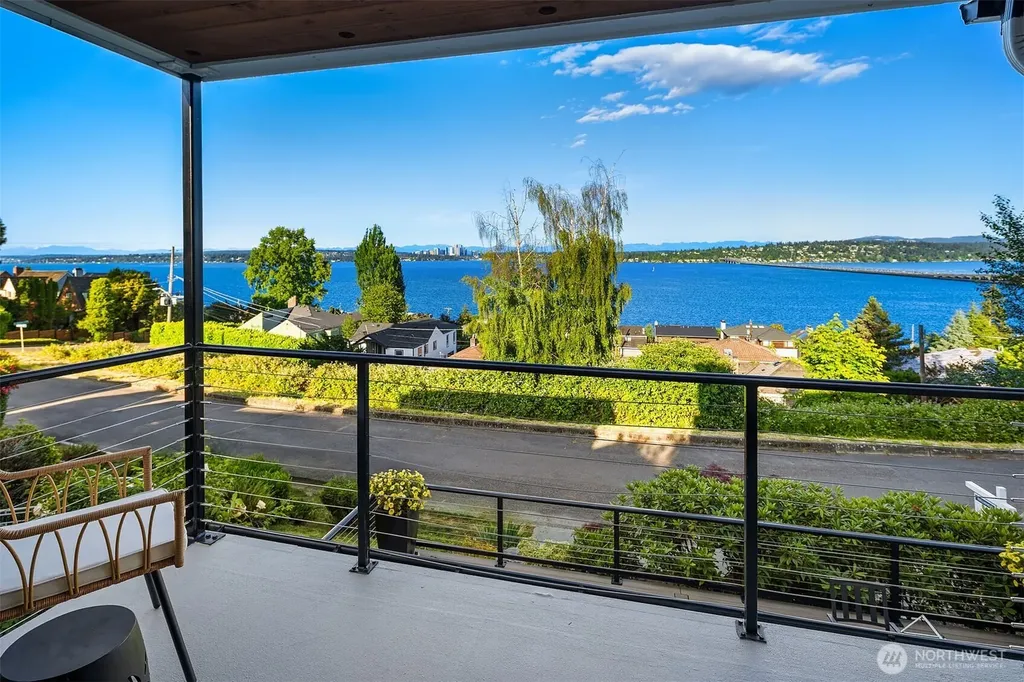 917 Lake Washington Boulevard S Seattle WA 98144