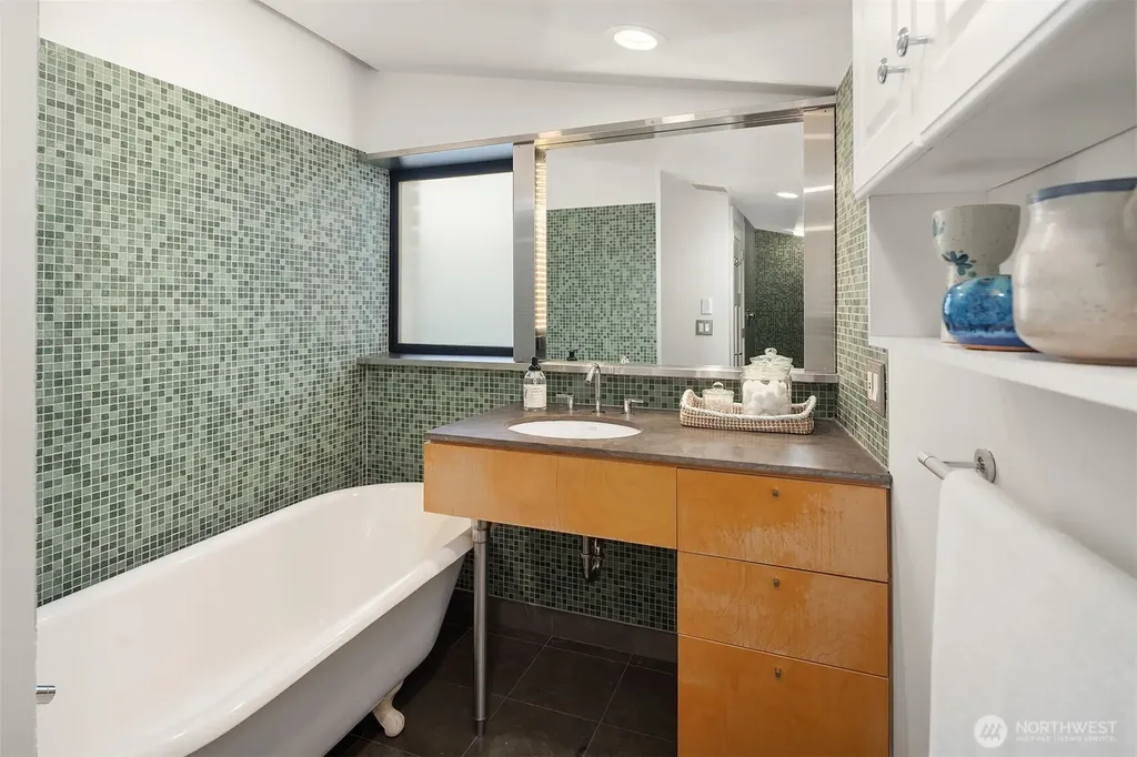 917 Lake Washington Boulevard S Seattle WA 98144