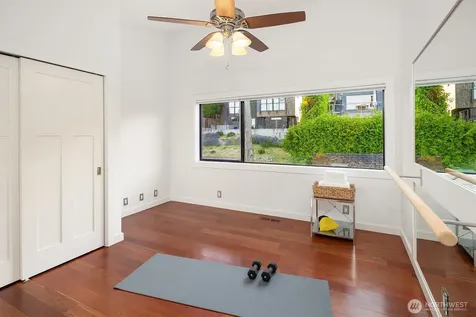 917 Lake Washington Boulevard S Seattle WA 98144