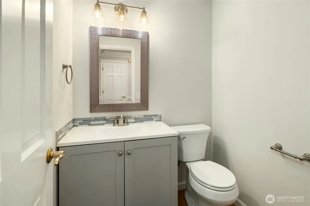 15046 SE 65th Street Bellevue WA 98006