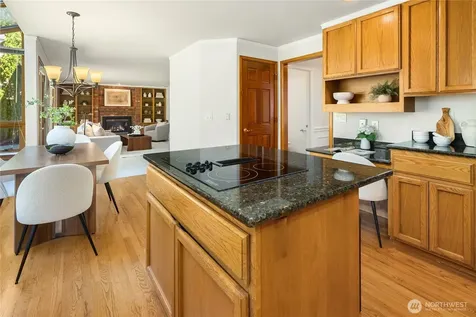 15046 SE 65th Street Bellevue WA 98006
