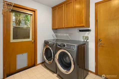 15046 SE 65th Street Bellevue WA 98006