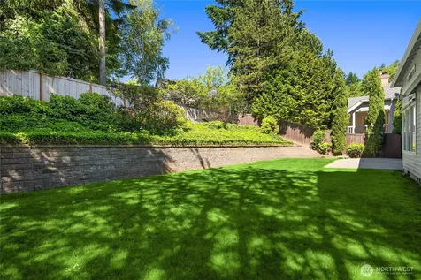 15046 SE 65th Street Bellevue WA 98006
