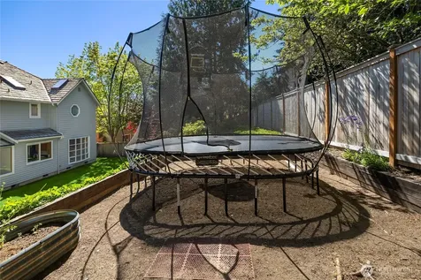 15046 SE 65th Street Bellevue WA 98006