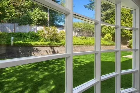 15046 SE 65th Street Bellevue WA 98006