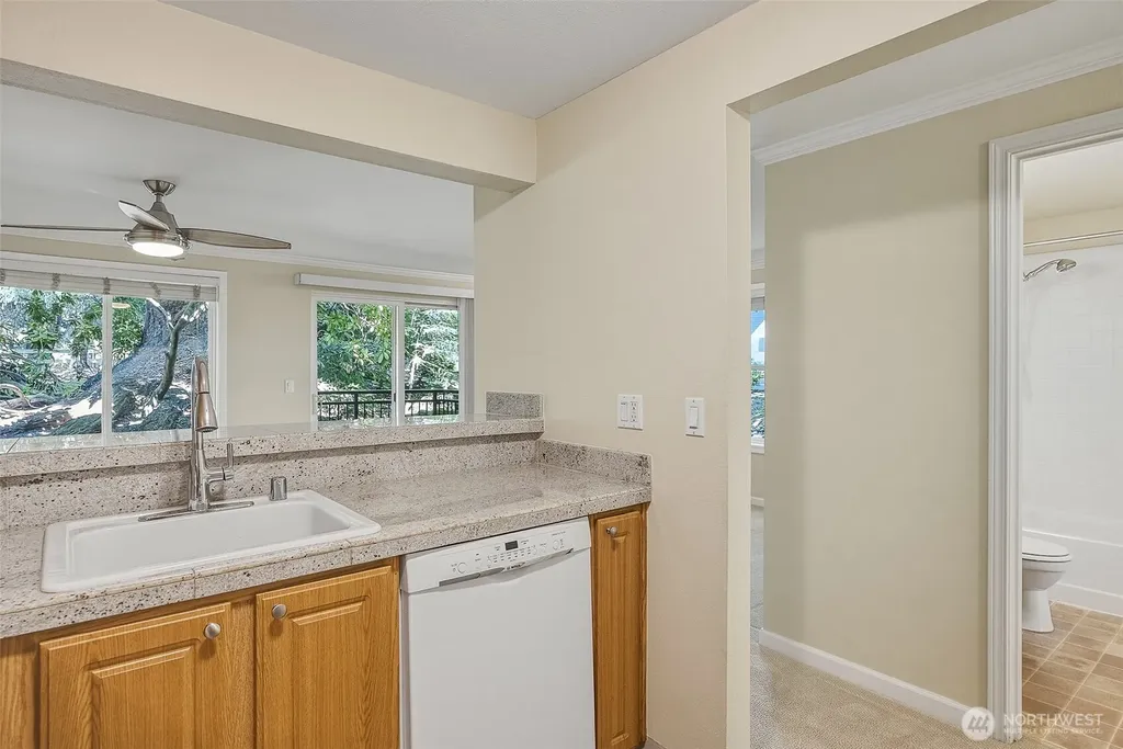 12615 100th Lane NE Kirkland WA 98034