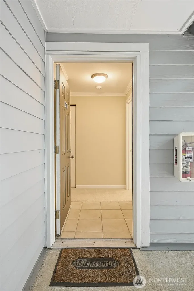 12615 100th Lane NE Kirkland WA 98034