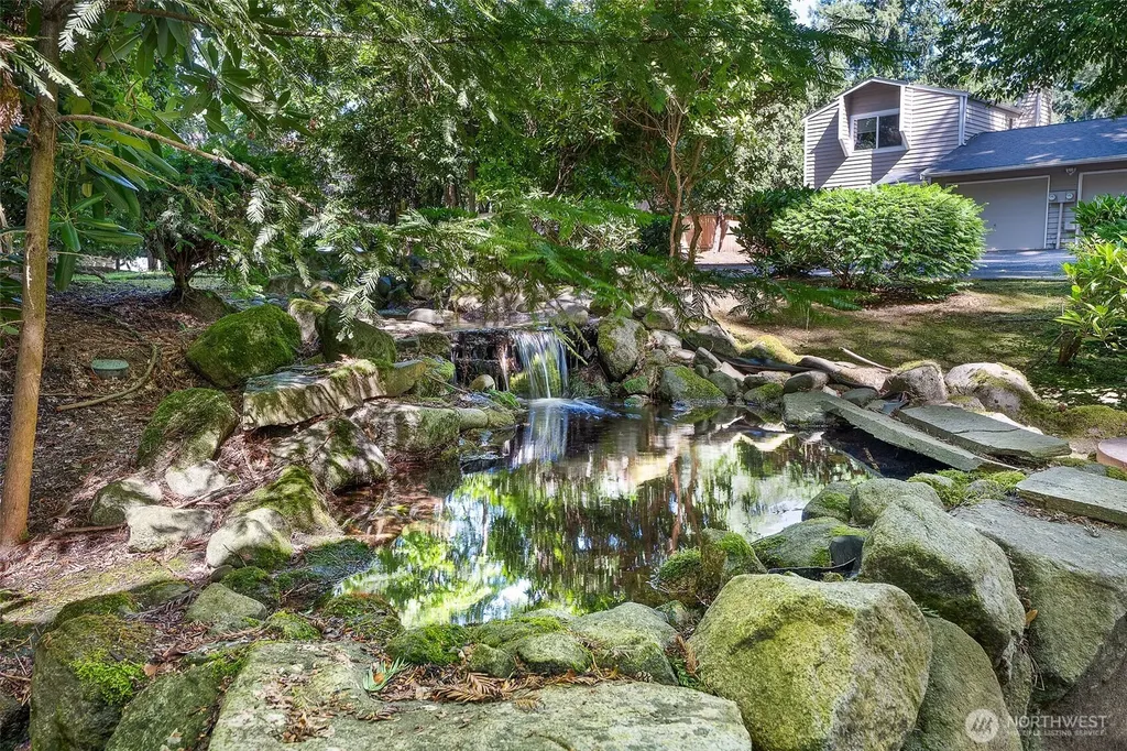 12615 100th Lane NE Kirkland WA 98034