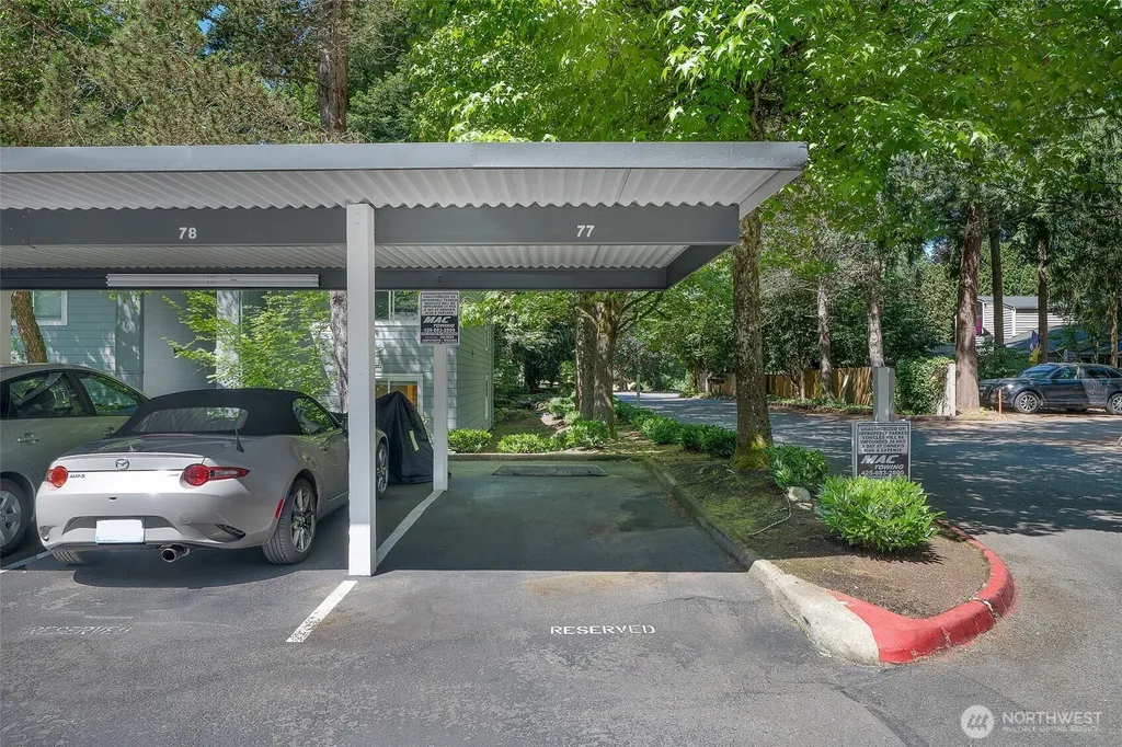 12615 100th Lane NE Kirkland WA 98034