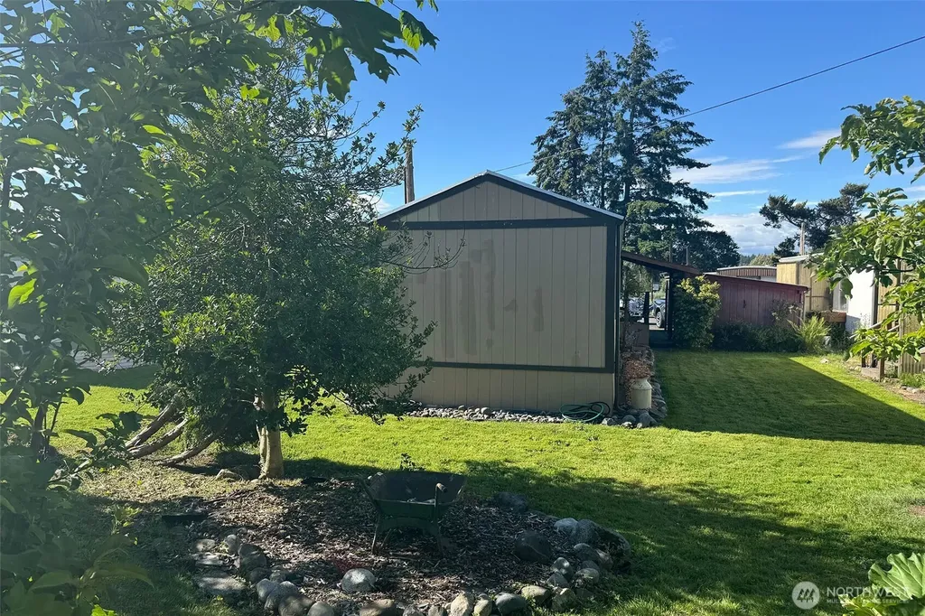 2240 Peace Portal Drive, Unit#15 Blaine WA 98230