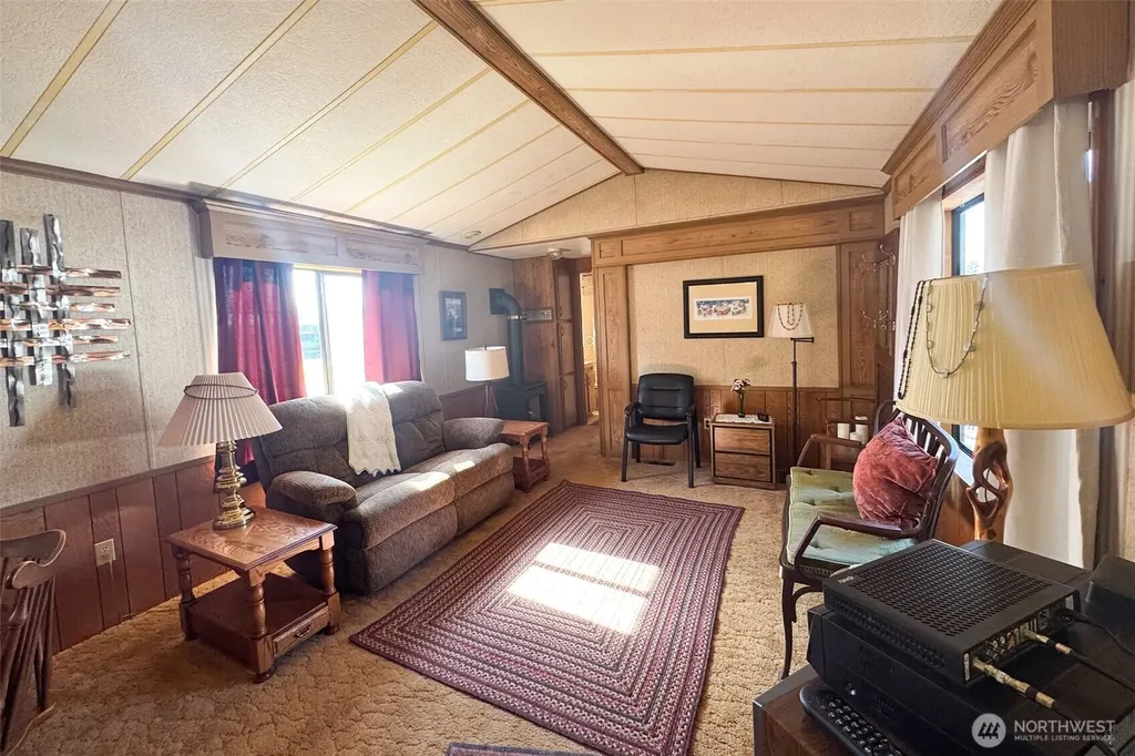 2240 Peace Portal Drive, Unit#15 Blaine WA 98230