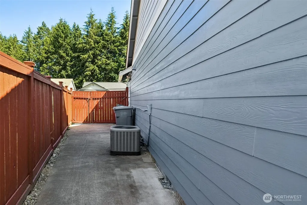 12816 168th St Ct E Puyallup WA 98374