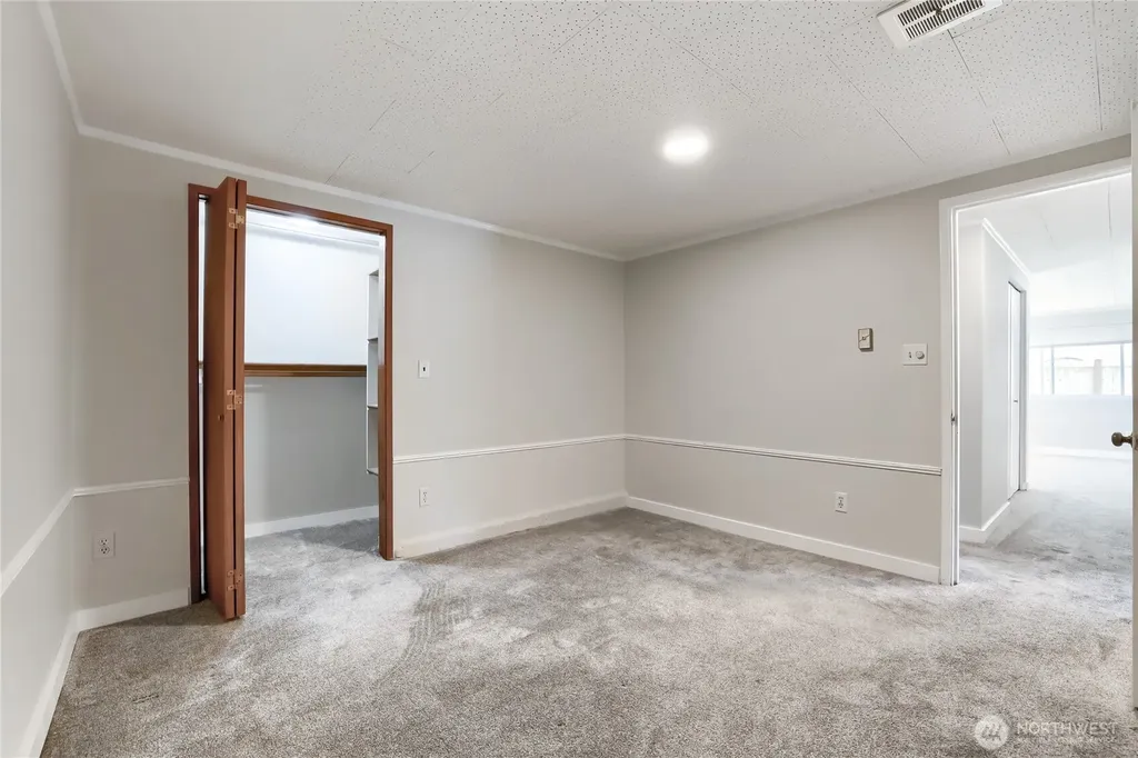 1254 8th Avenue S Edmonds WA 98020