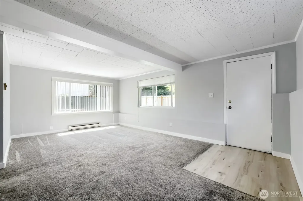 1254 8th Avenue S Edmonds WA 98020