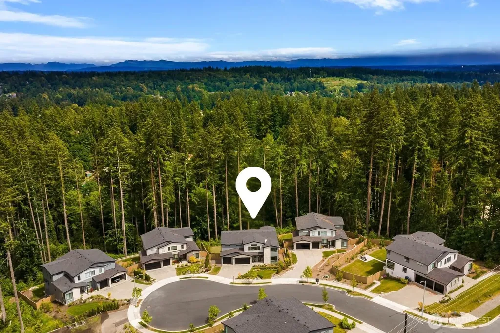 2708 220th Place SW Brier WA 98036
