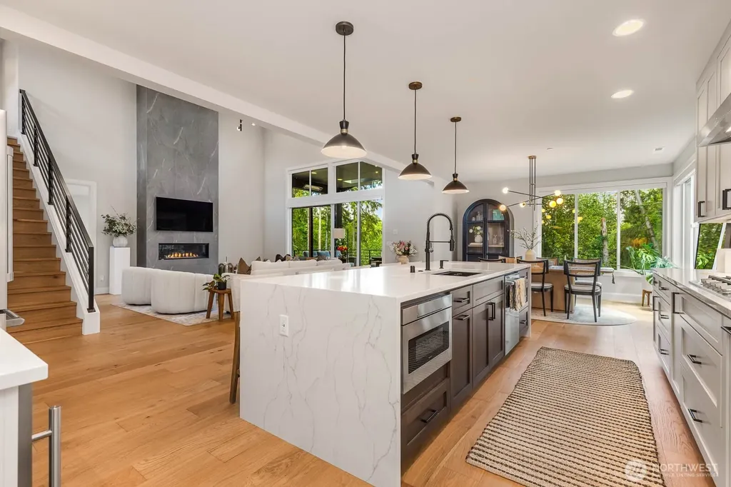 2708 220th Place SW Brier WA 98036