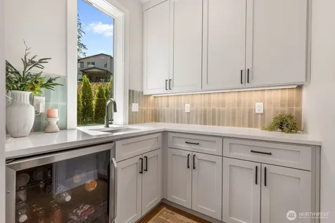 2708 220th Place SW Brier WA 98036