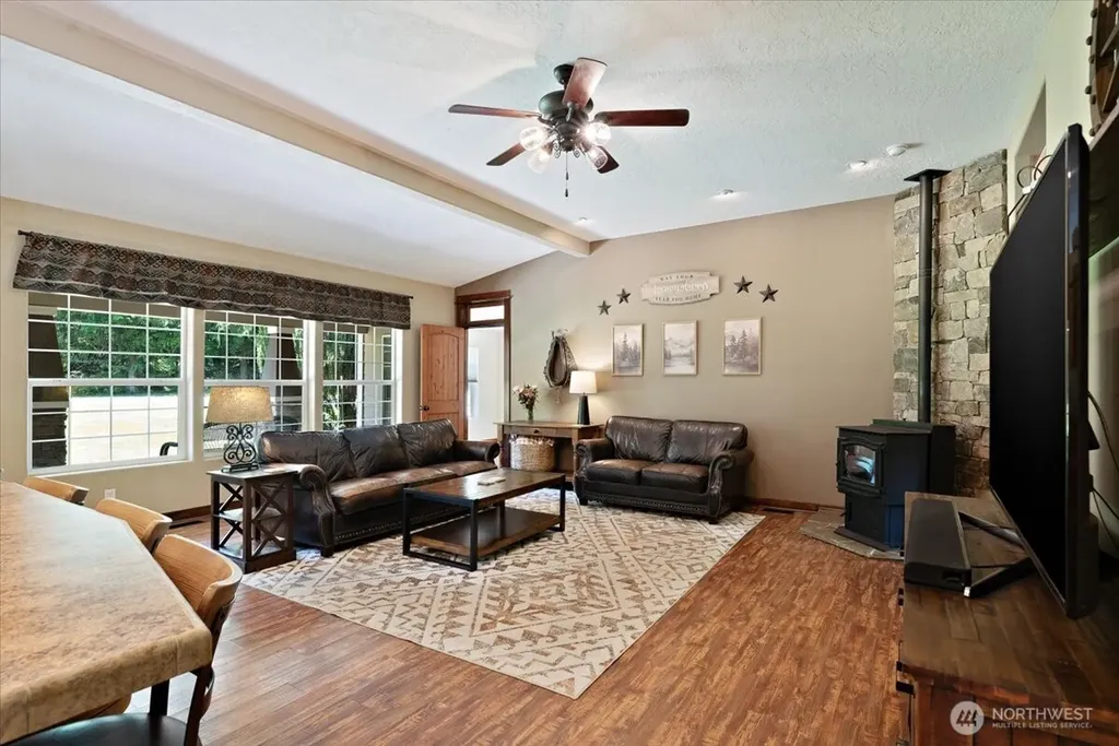13617 150th Street NE Arlington WA 98223