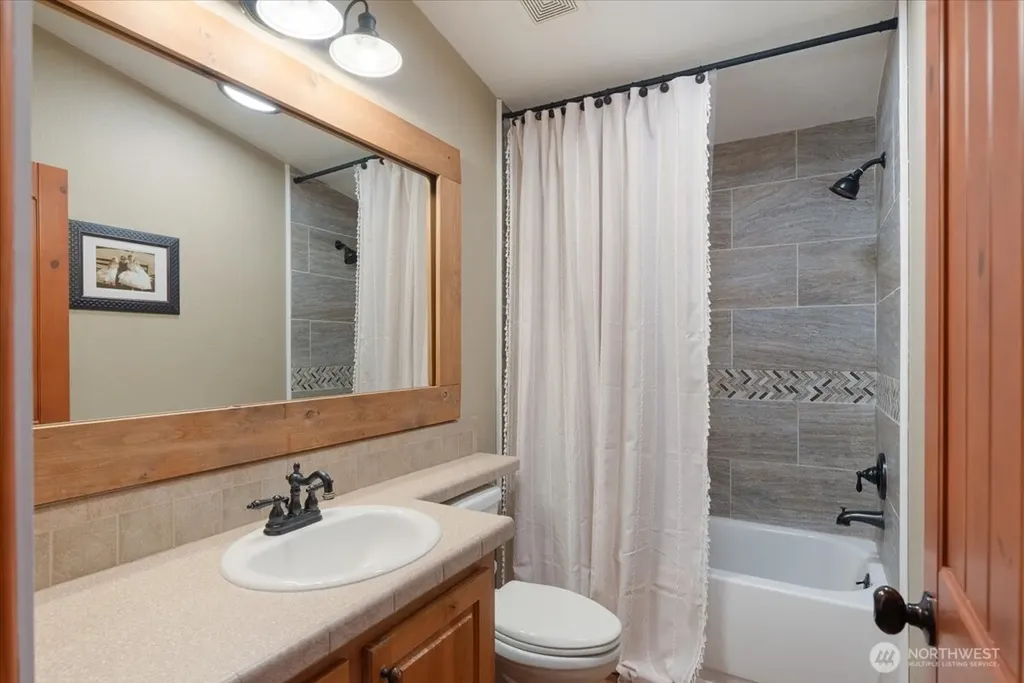 13617 150th Street NE Arlington WA 98223