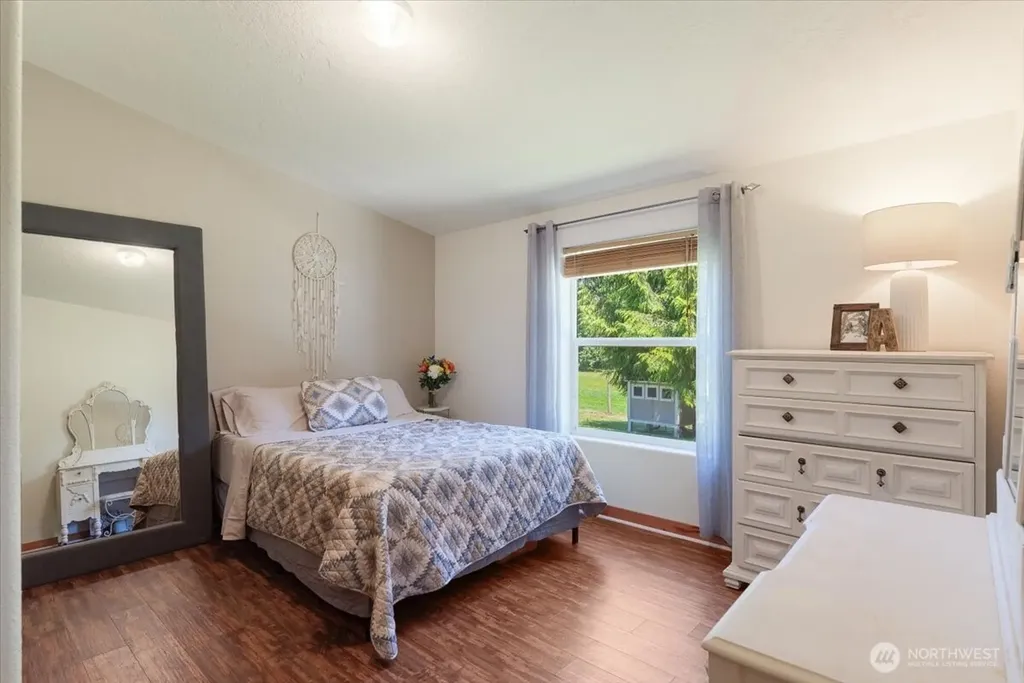13617 150th Street NE Arlington WA 98223