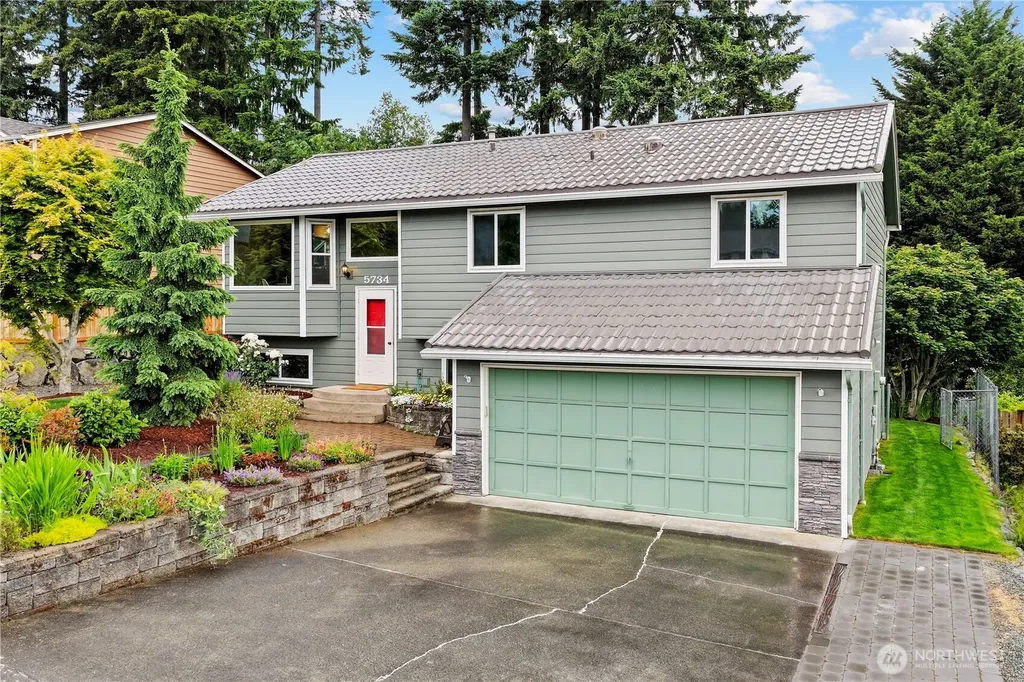 5734 S 300th Place Auburn WA 98001