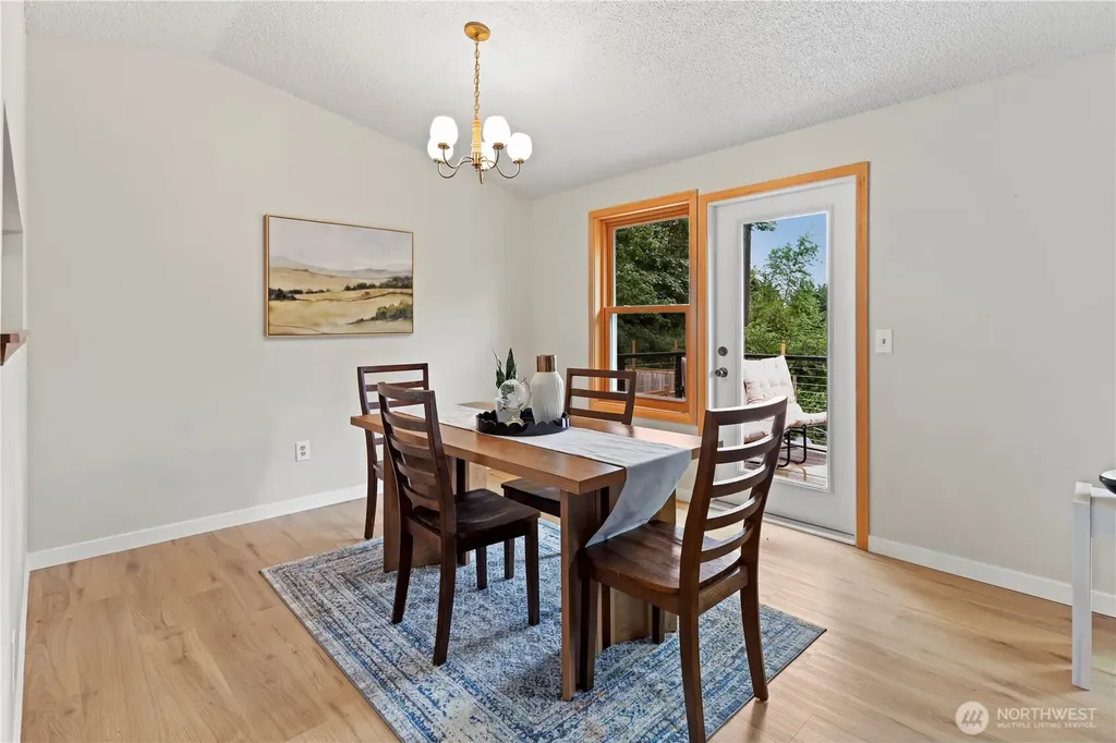 5734 S 300th Place Auburn WA 98001