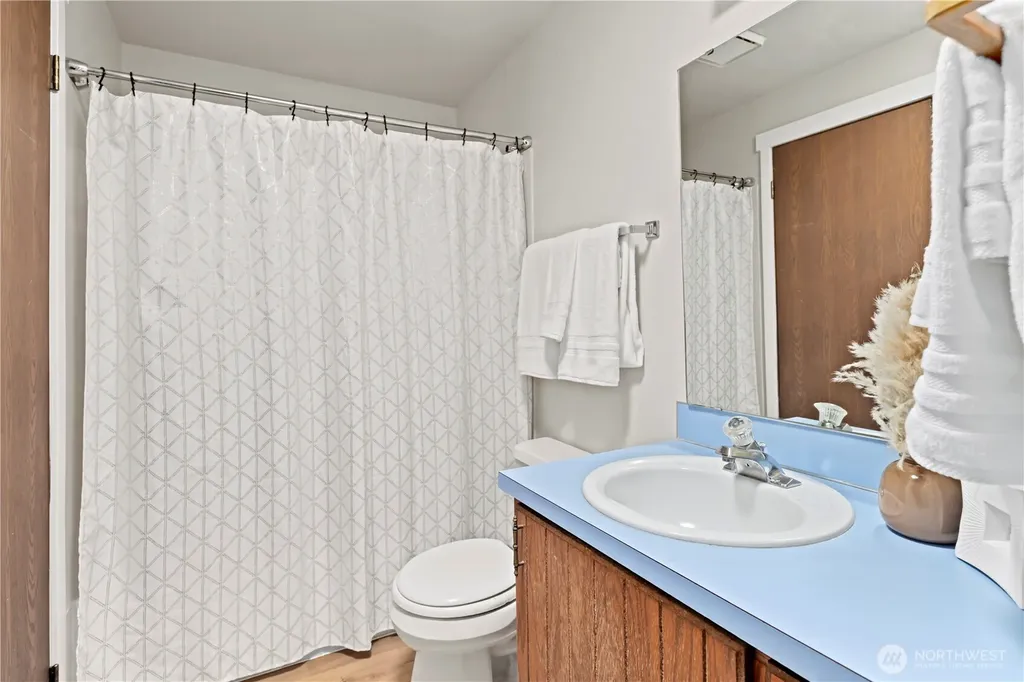 5734 S 300th Place Auburn WA 98001