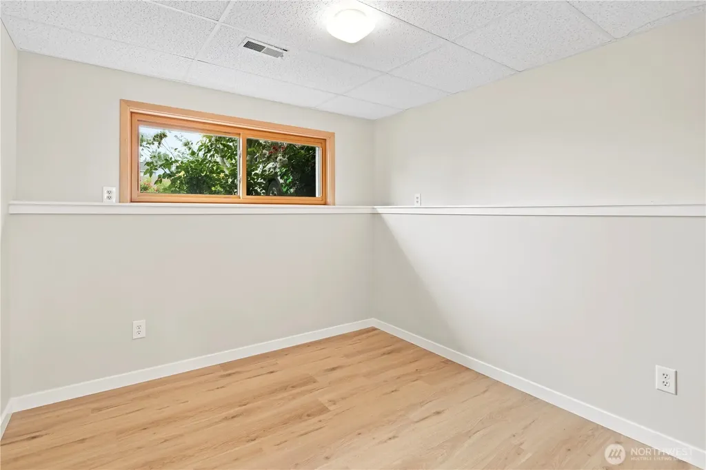 5734 S 300th Place Auburn WA 98001