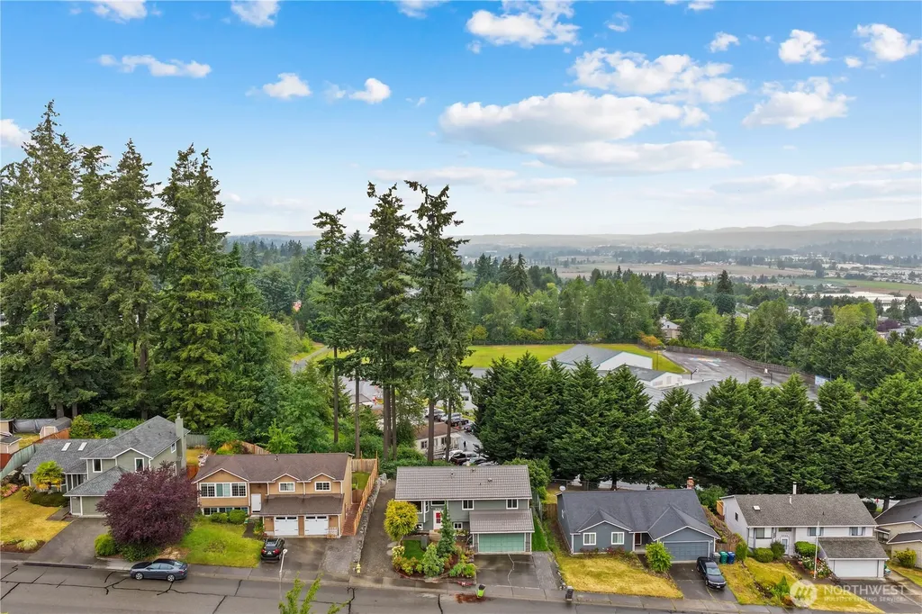 5734 S 300th Place Auburn WA 98001