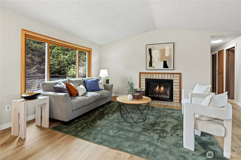 5734 S 300th Place Auburn WA 98001