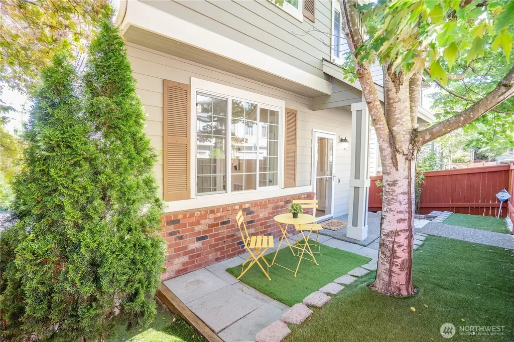 24112 40th Avenue SE Bothell WA 98021