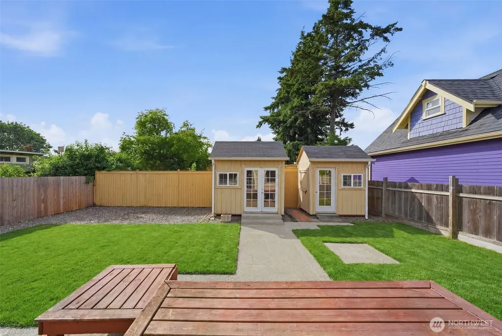 2415 F Street Bellingham WA 98225