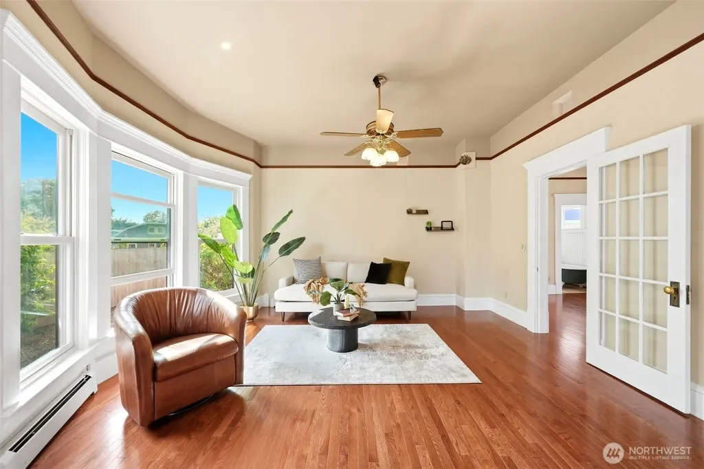 2415 F Street Bellingham WA 98225