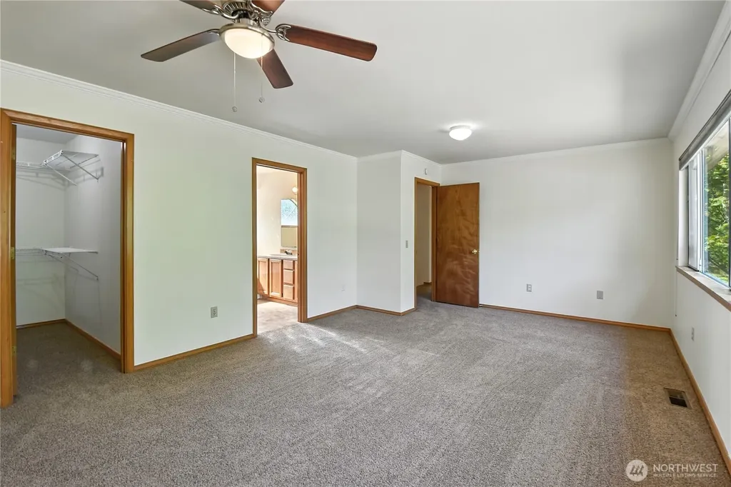 13014 NE 101st Place Kirkland WA 98033