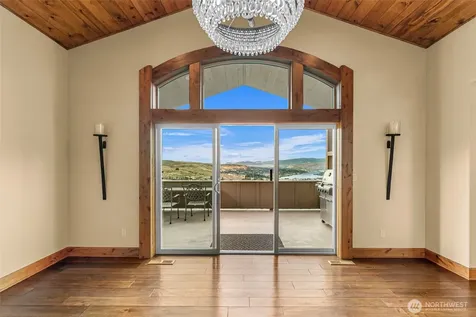 118 E Mountain Brook Lane Wenatchee WA 98801